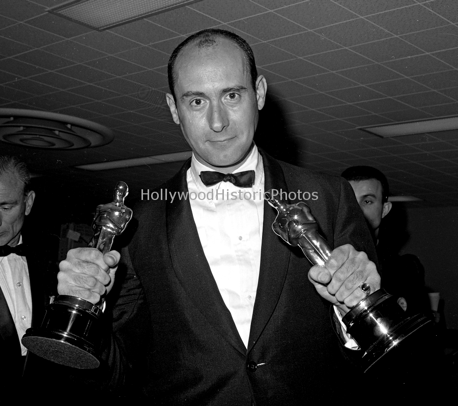 Henry Mancini 1962 Academy Awards for Breakfast At Tiffanys 1961 crp.jpg